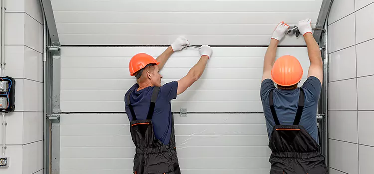 Choose Us for Your Garage Door Needs in Green