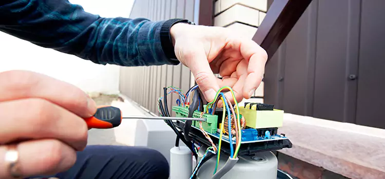 Electric Gate Maintenance Green