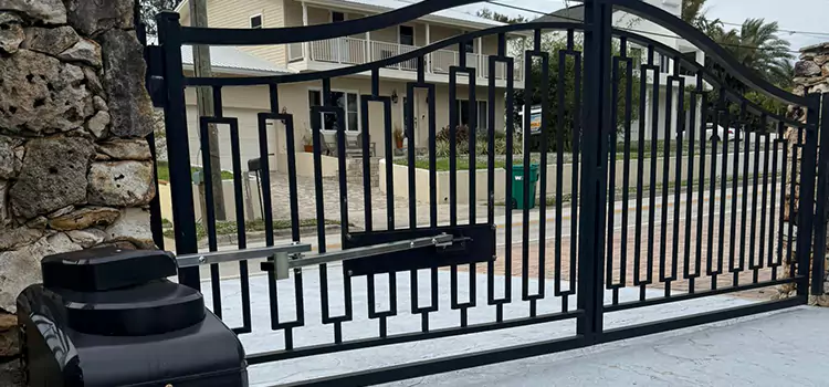 Swing Gate Opener with Keypad Green