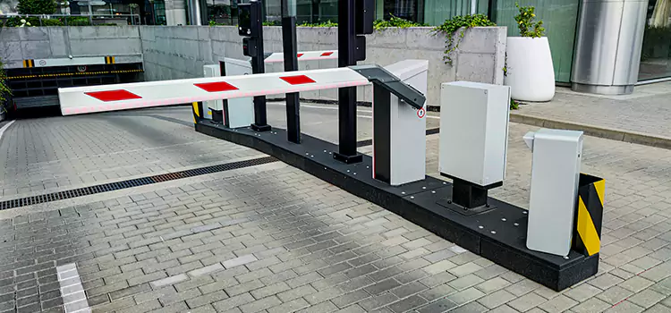 Custom Gate Design & Integration Green